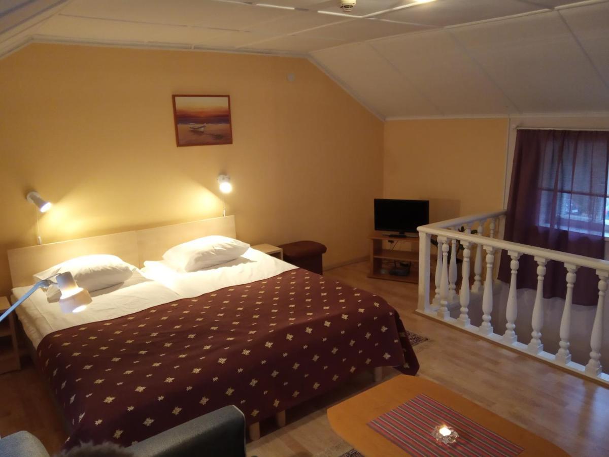 Repo Hotel Kuressaare Exterior photo