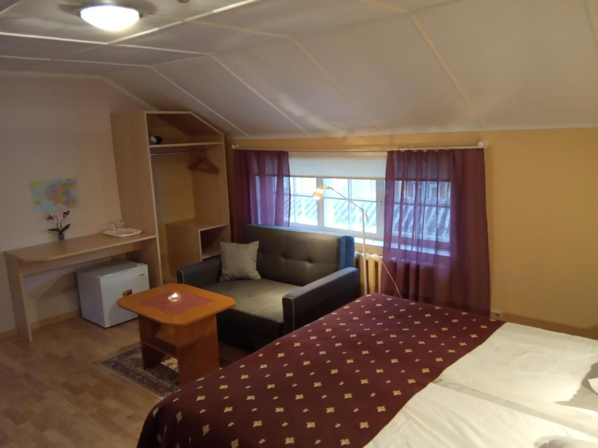 Repo Hotel Kuressaare Exterior photo
