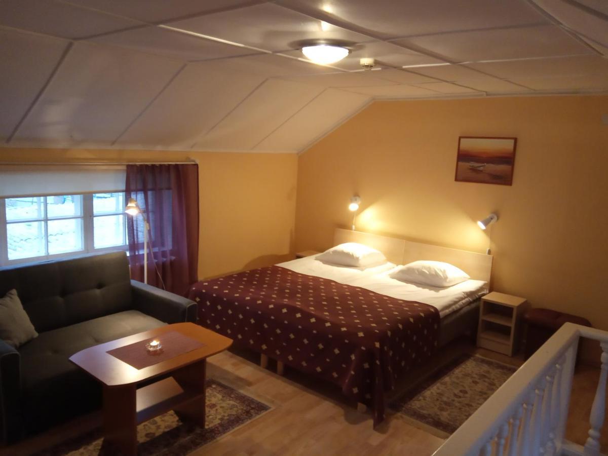 Repo Hotel Kuressaare Exterior photo